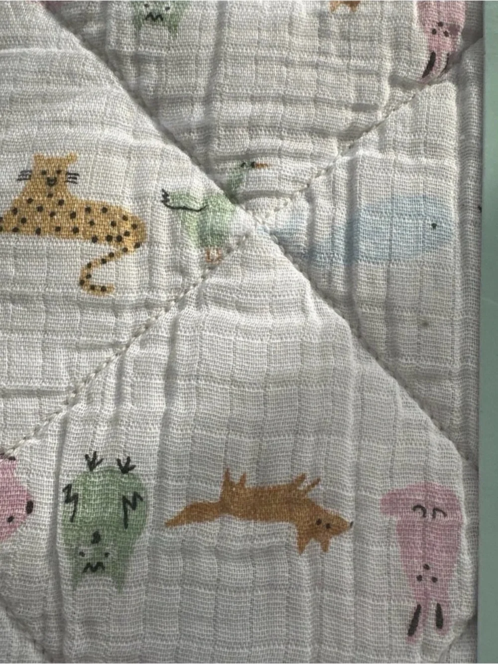 aden + anais Essentials 3-Piece Crib Bedding‎ Set, Alphabet Animals